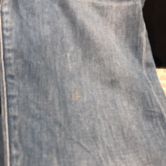 Hudson jeans light blue size 28Good cut on the flair side - Picture 9 of 9